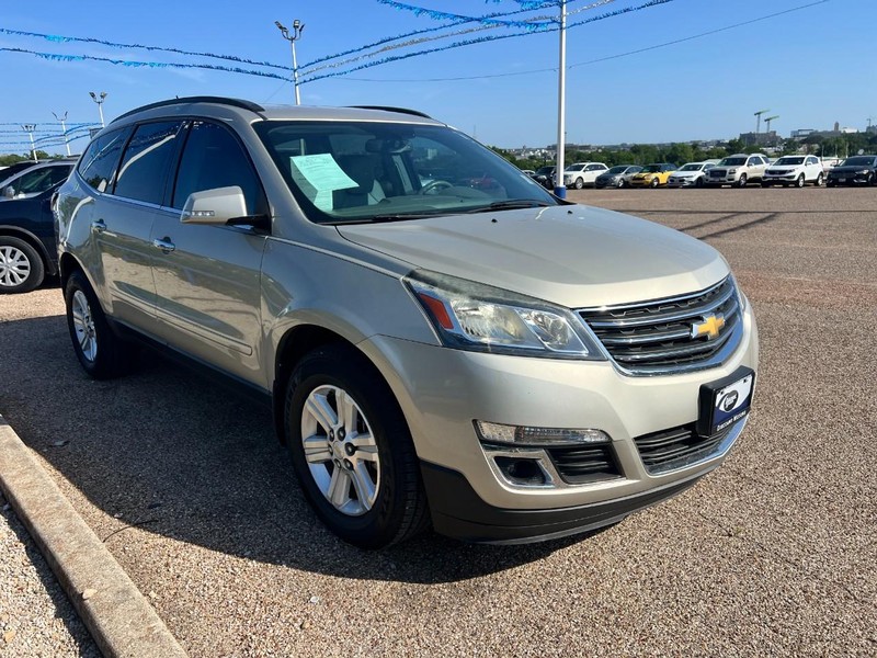 Chevrolet Traverse Vehicle Image 03