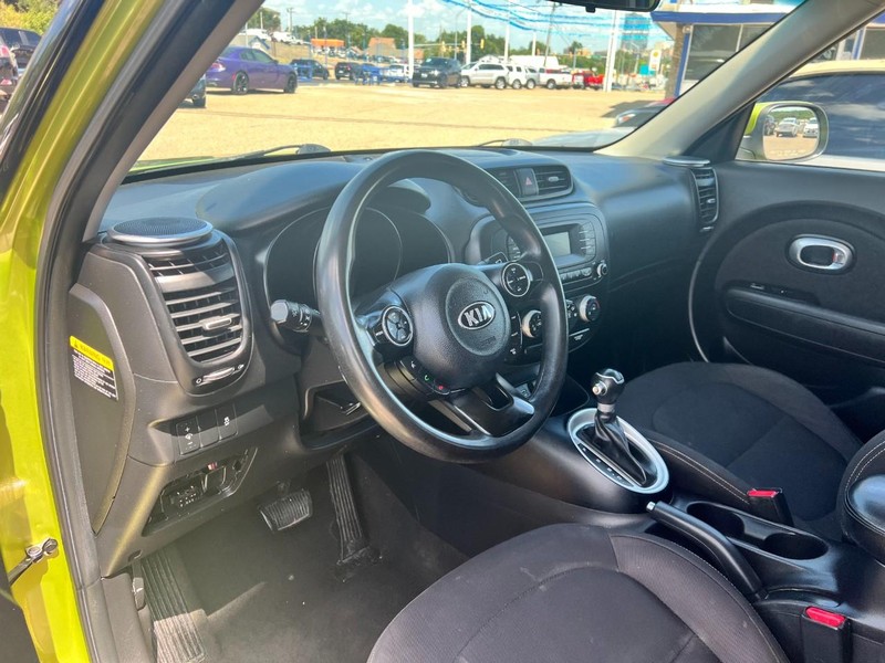 Kia Soul Vehicle Image 05