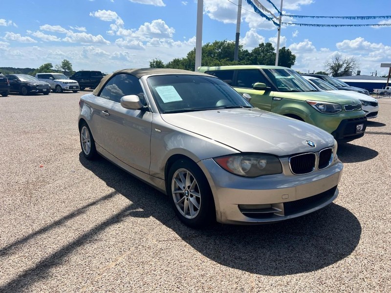 BMW 1 Series Vehicle Image 03