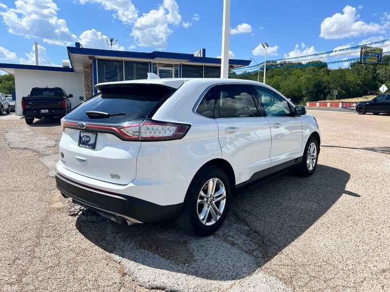 Ford Edge Vehicle Image 04