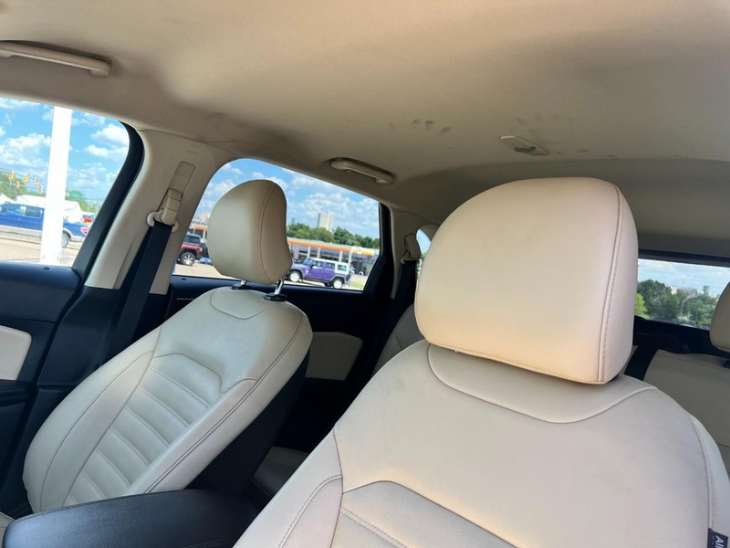 Ford Edge Vehicle Image 06