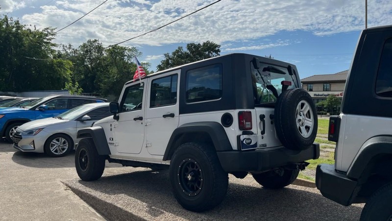 Jeep Wrangler Unlimited Vehicle Image 07
