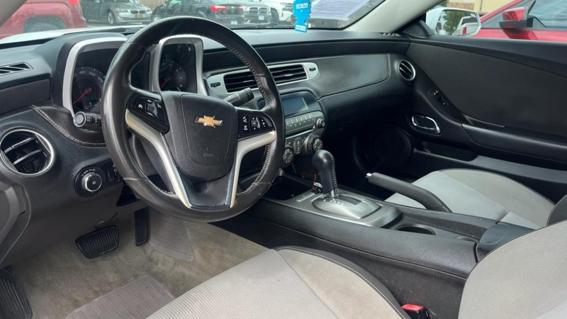 Chevrolet Camaro Vehicle Image 07