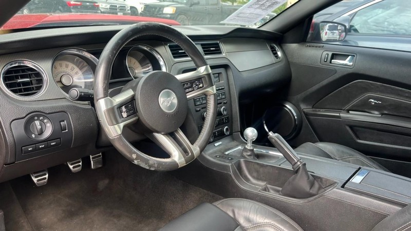 Ford Mustang Vehicle Image 07