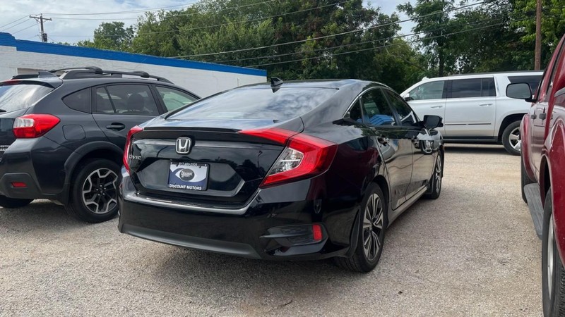 Honda Civic Sedan Vehicle Image 04