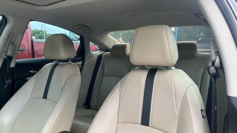 Honda Civic Sedan Vehicle Image 06