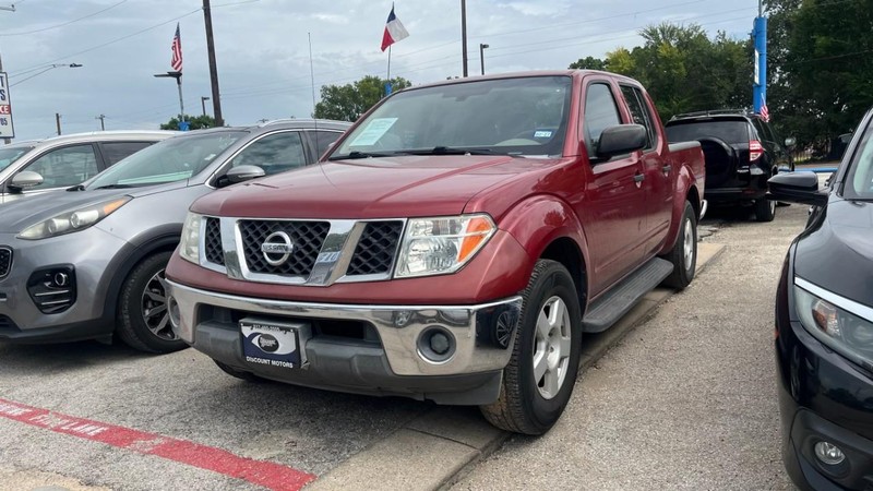 Nissan Frontier Vehicle Image 02