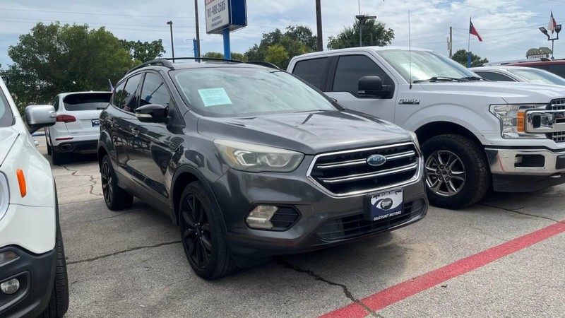 Ford Escape Vehicle Image 03