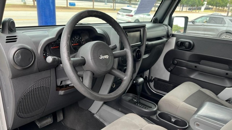 Jeep Wrangler Vehicle Image 05