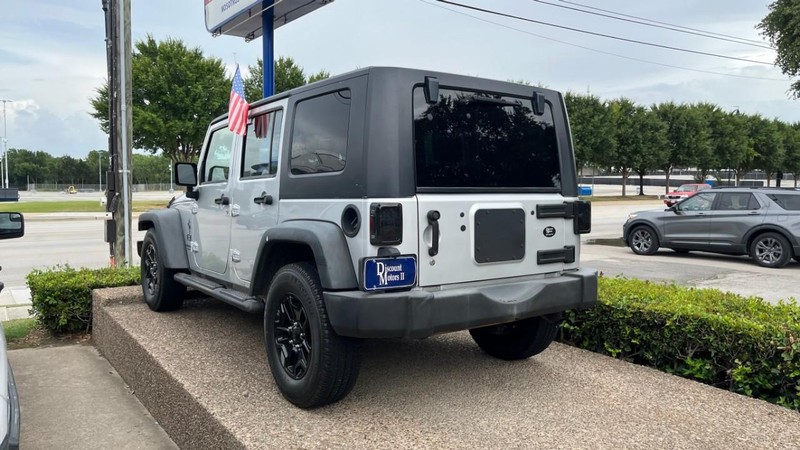 Jeep Wrangler Vehicle Image 07