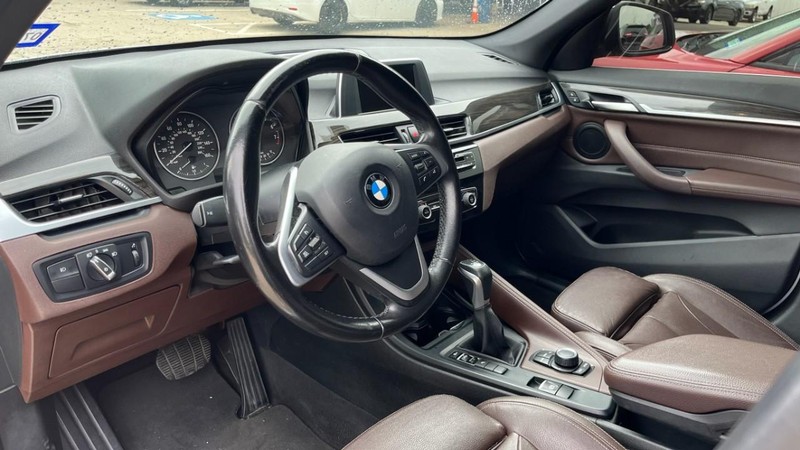 BMW X1 Vehicle Image 07