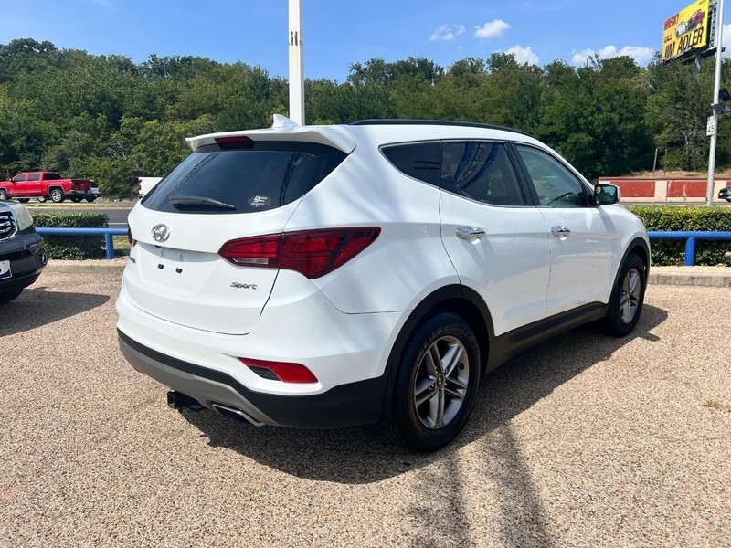 Hyundai Santa Fe Sport Vehicle Image 03
