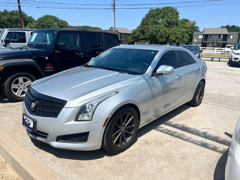 Cadillac ATS Vehicle Image 02