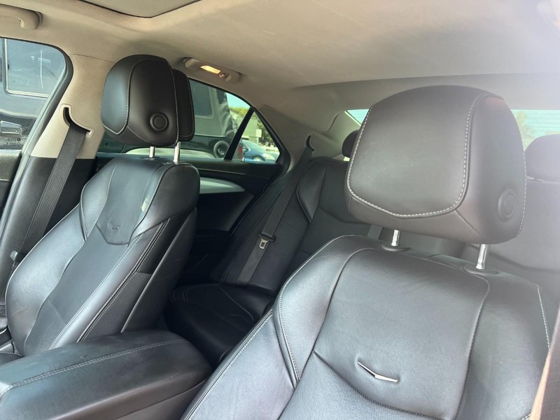 Cadillac ATS Vehicle Image 06
