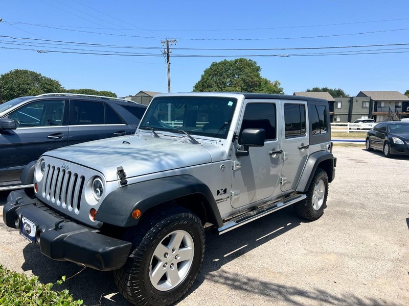 Jeep Wrangler Vehicle Image 02