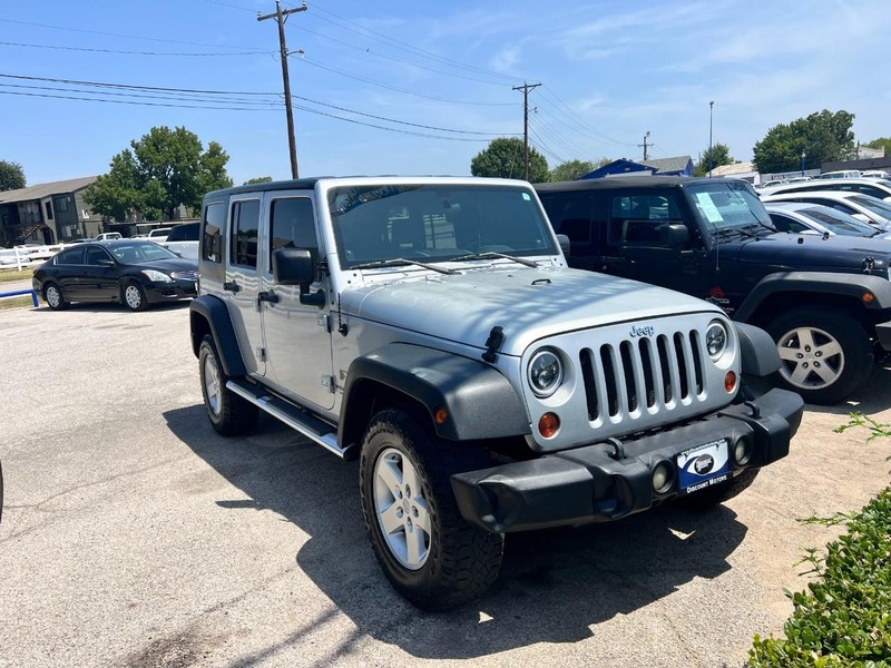 Jeep Wrangler Vehicle Image 03