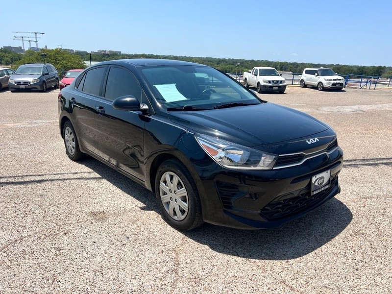 Kia Rio Vehicle Image 03