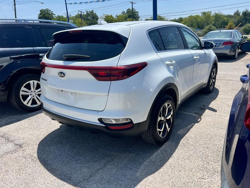 Kia Sportage Vehicle Image 04