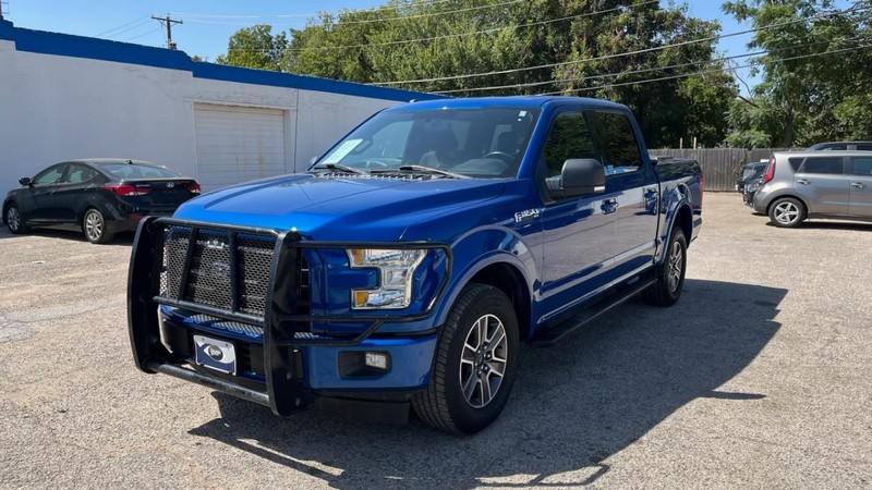 Ford F-150 Vehicle Image 02