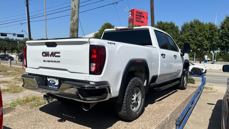 GMC Sierra 2500HD Vehicle Image 04