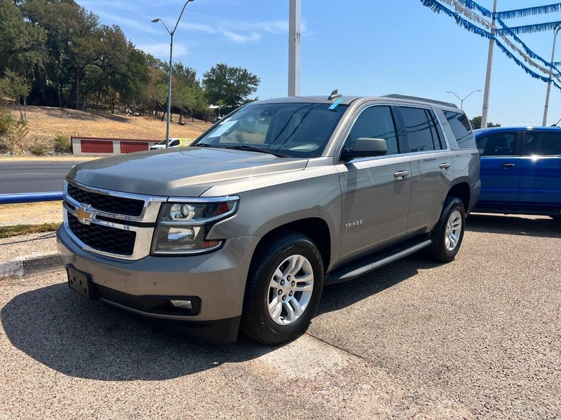 Chevrolet Tahoe Vehicle Image 02