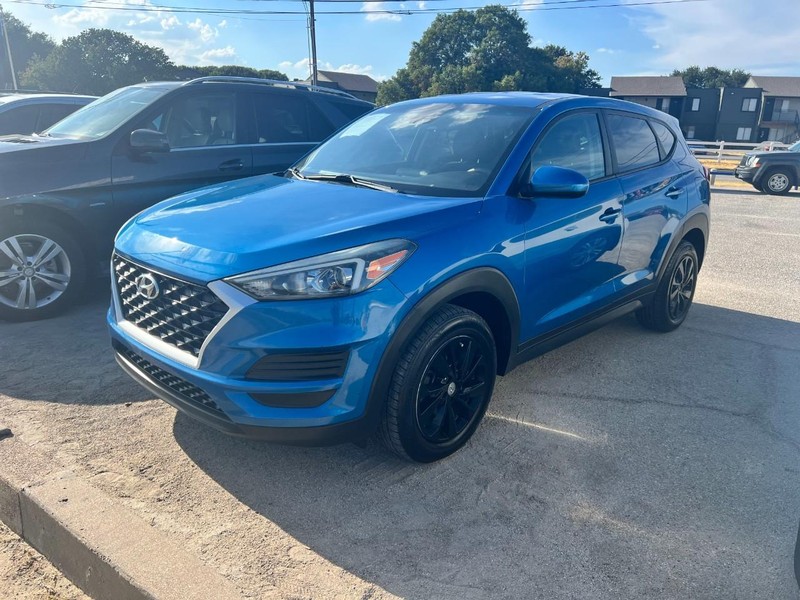 Hyundai Tucson Vehicle Image 02