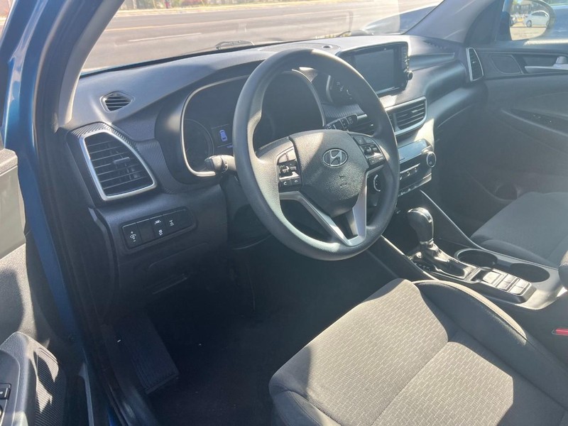 Hyundai Tucson Vehicle Image 05
