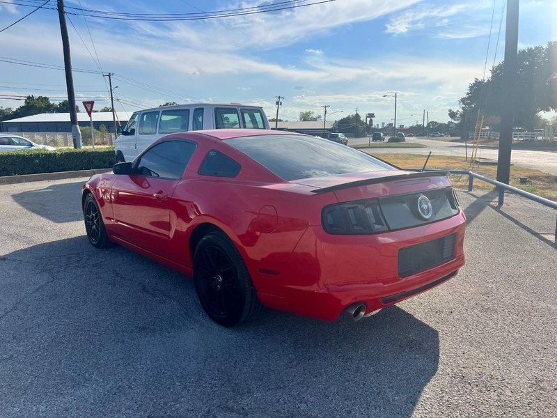 Ford Mustang Vehicle Image 07