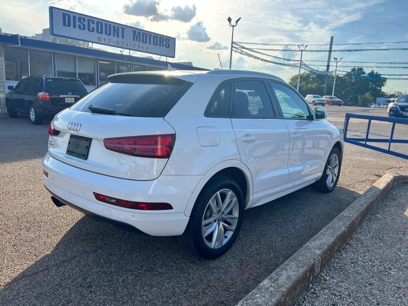 Audi Q3 Vehicle Image 04