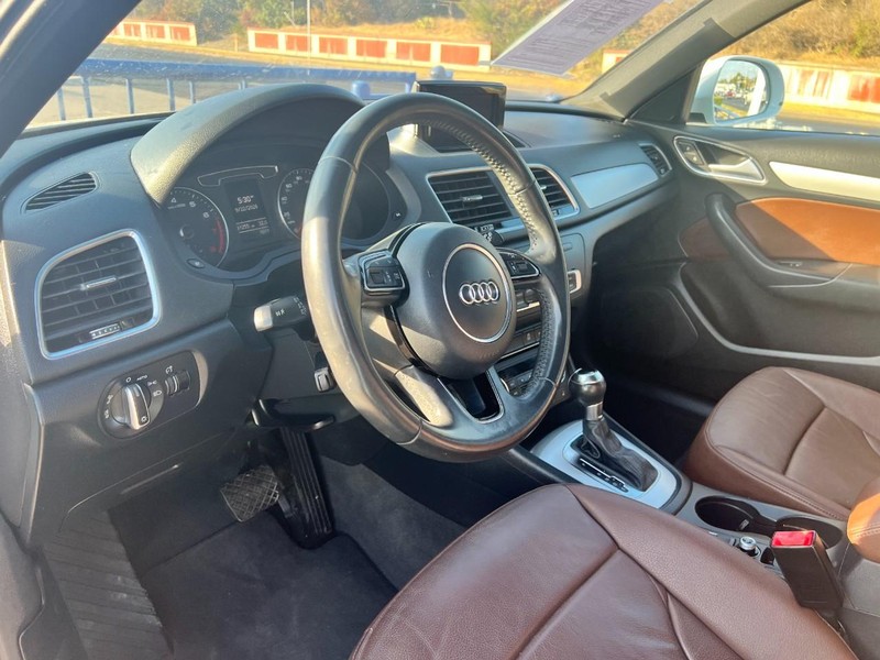 Audi Q3 Vehicle Image 05