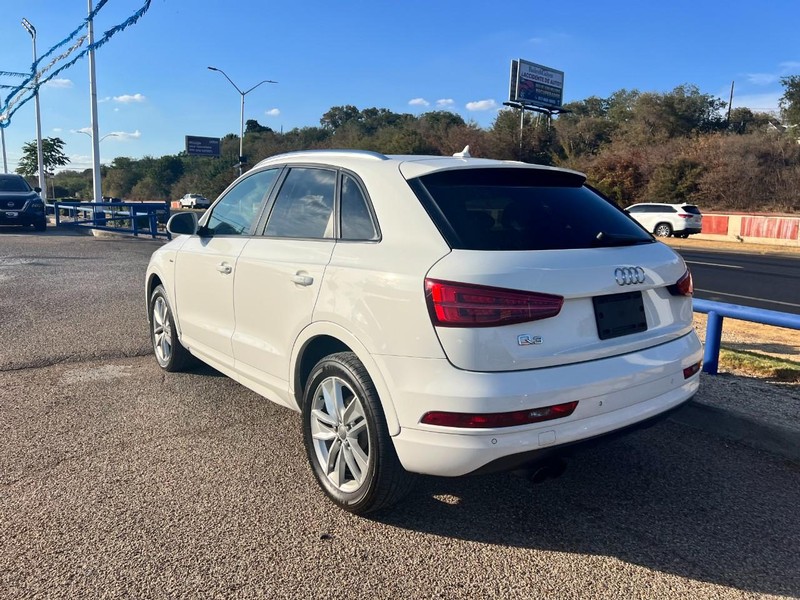 Audi Q3 Vehicle Image 07