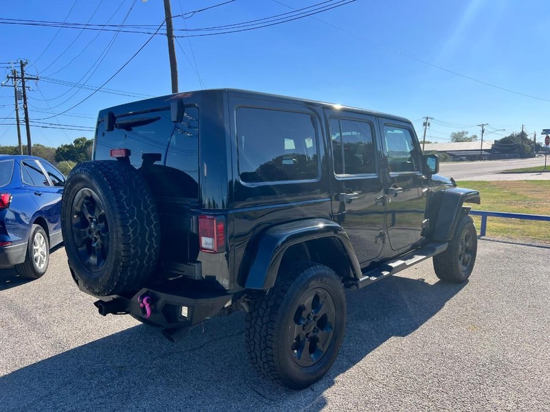 Jeep Wrangler Unlimited Vehicle Image 04