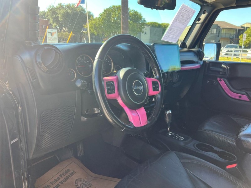 Jeep Wrangler Unlimited Vehicle Image 06