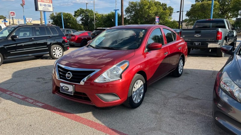 Nissan Versa Sedan Vehicle Image 02