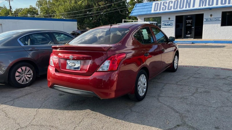 Nissan Versa Sedan Vehicle Image 04
