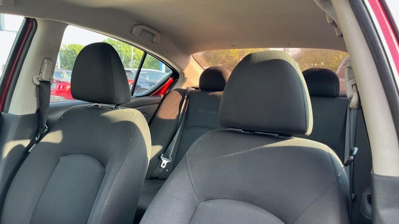 Nissan Versa Sedan Vehicle Image 06