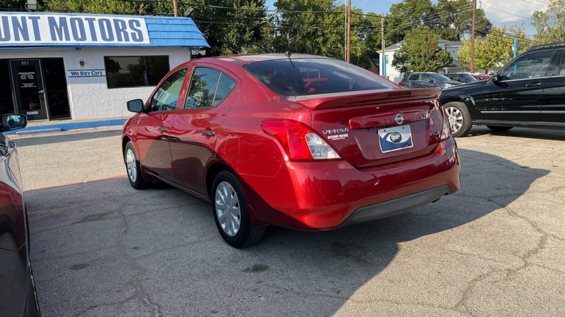 Nissan Versa Sedan Vehicle Image 07