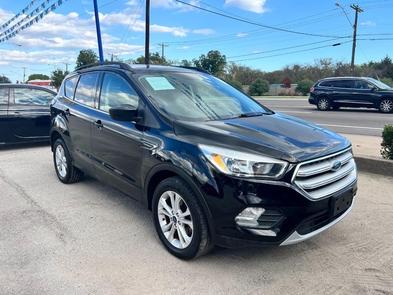 Ford Escape Vehicle Image 03