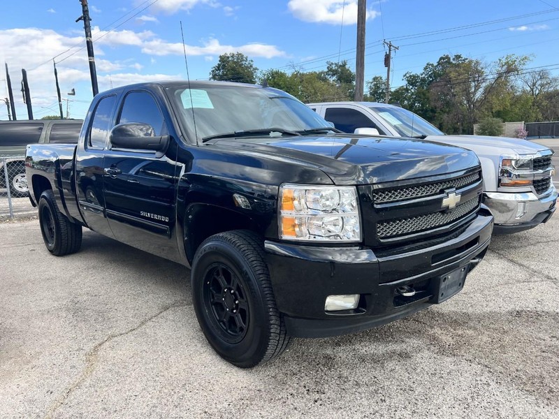 Chevrolet Silverado 1500 Vehicle Image 03