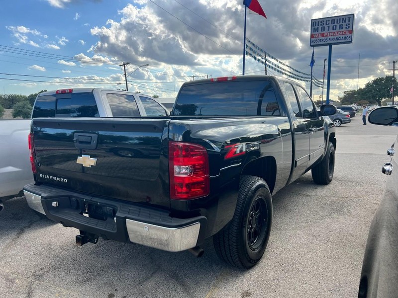 Chevrolet Silverado 1500 Vehicle Image 04