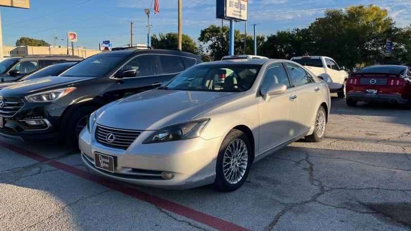 Lexus ES 350 Vehicle Image 03