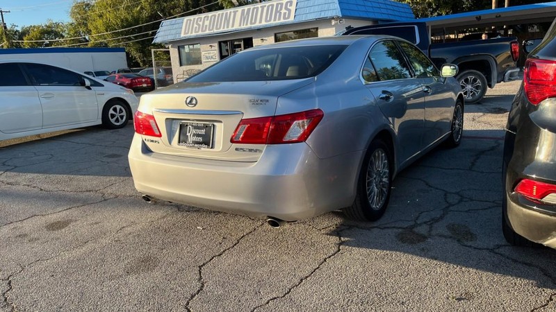 Lexus ES 350 Vehicle Image 04