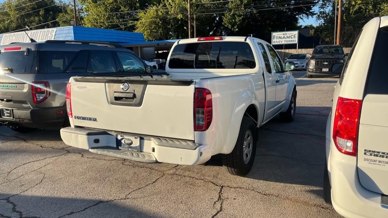 Nissan Frontier Vehicle Image 04