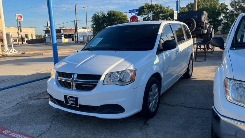 Dodge Grand Caravan Vehicle Image 02