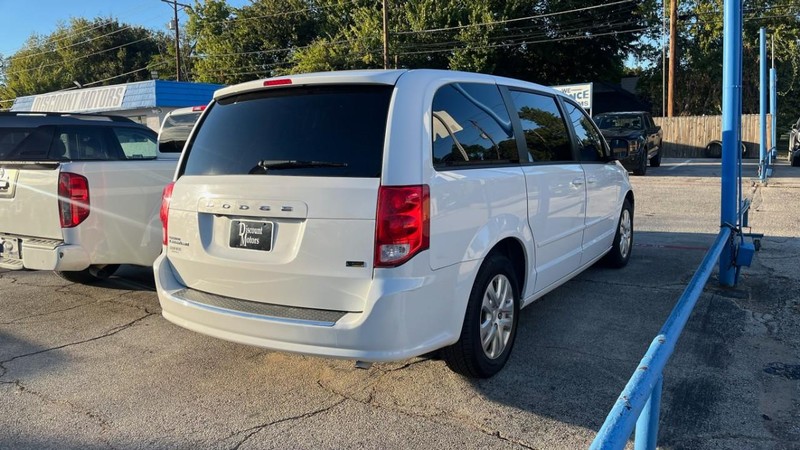 Dodge Grand Caravan Vehicle Image 04