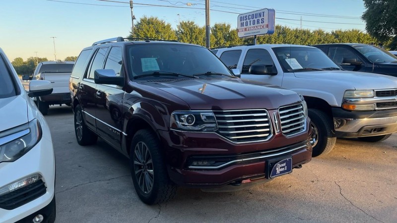 Lincoln Navigator Vehicle Image 03