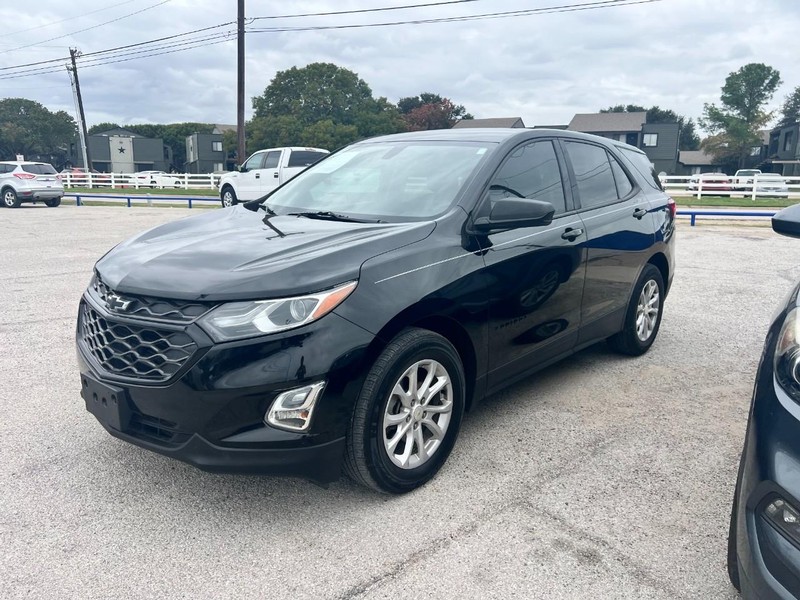 Chevrolet Equinox Vehicle Image 02