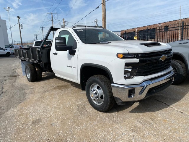 more details - chevrolet silverado 3500hd cc