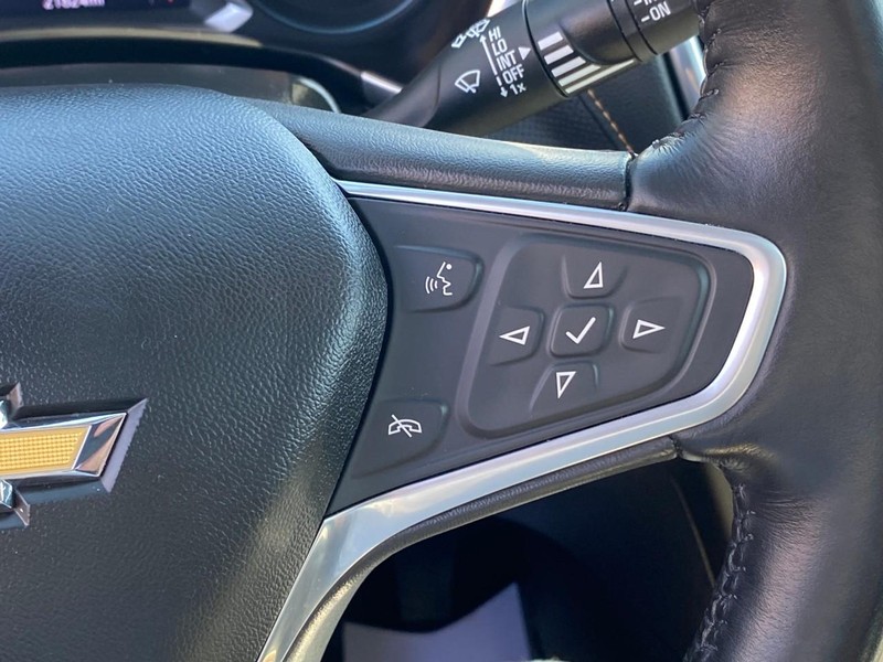 Chevrolet Equinox Vehicle Full-screen Gallery Image 24