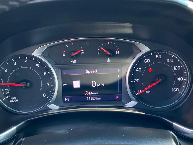 Chevrolet Equinox Vehicle Full-screen Gallery Image 25